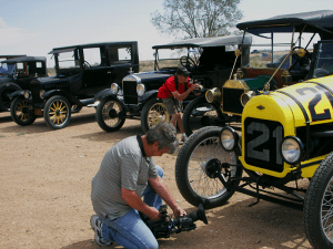 Glenn and Allan gettin' goodies
